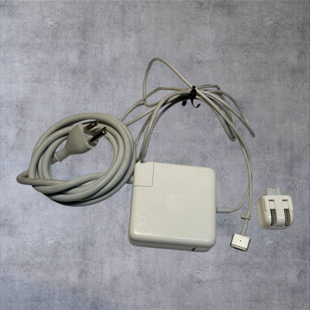 Apple 85W MagSafe‎ 2 Power Adapter MacBook Pro Charger A1424